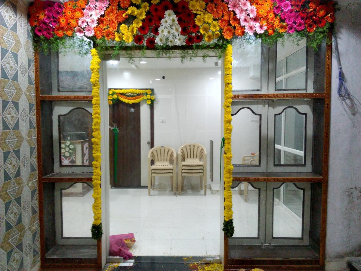 Sahasra Residency Hotel Hyderabad Eksteriør billede